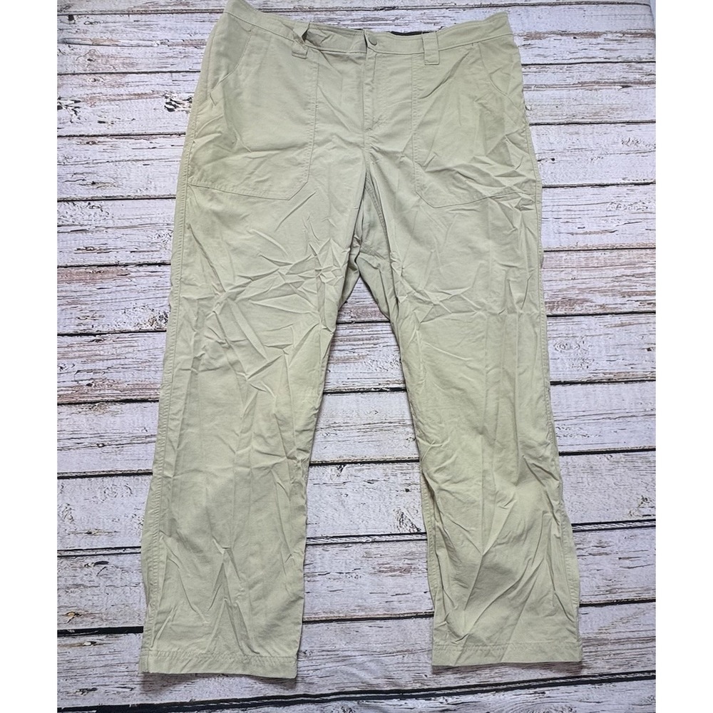 LL Bean Pants Mens XL Khaki Tan Stretch Nylon Pockets Hiking Outdoor Utility